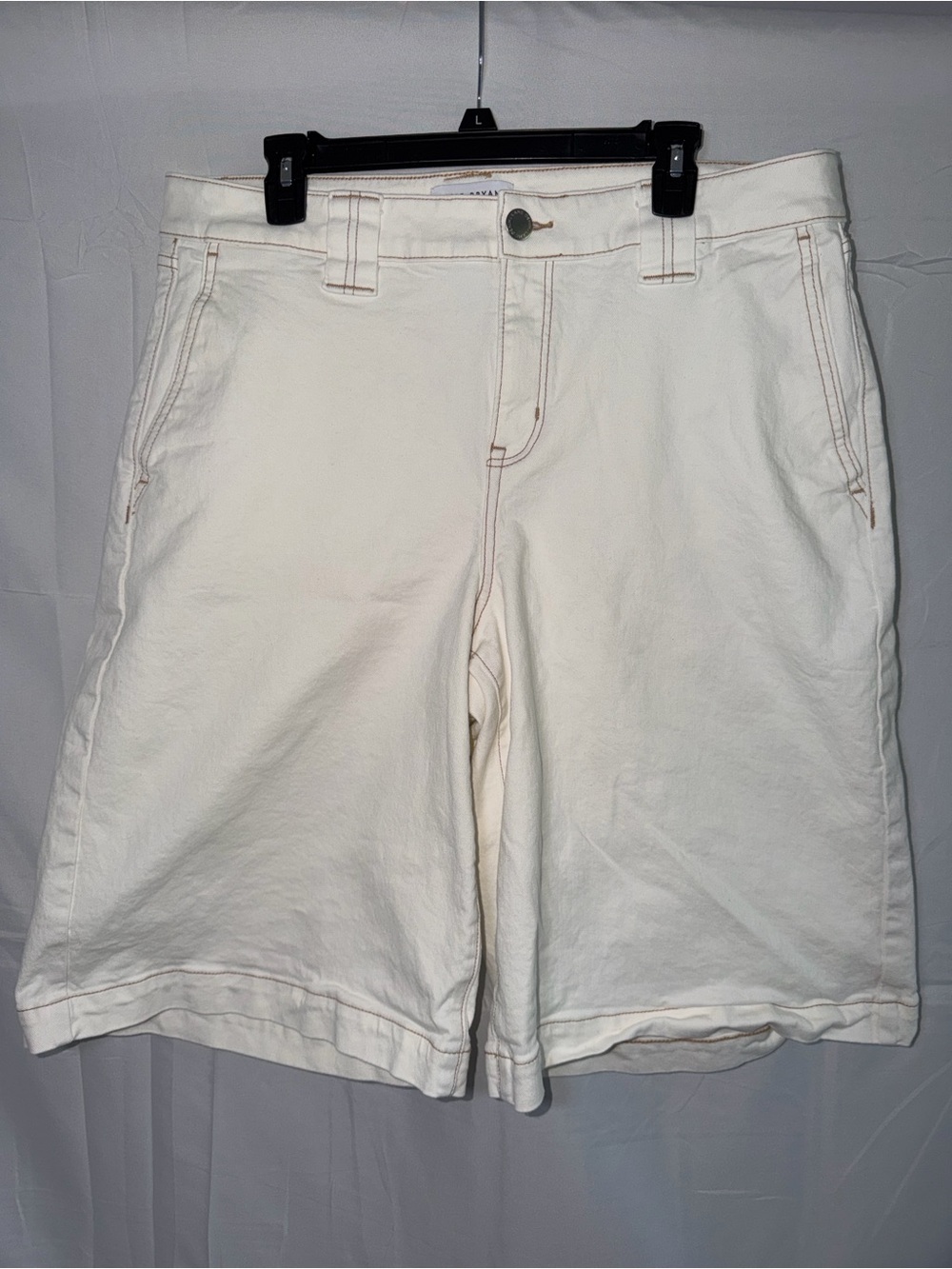 Lane Bryant Mid Rise Capri Pants